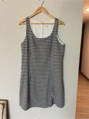 Black and White Gingham Sleeveless Shift Dress